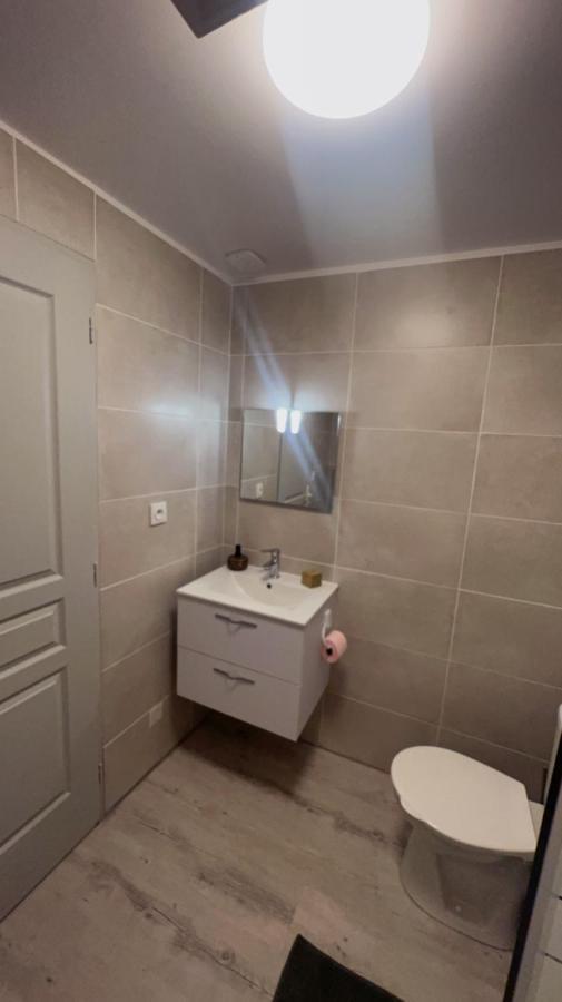 Appartement Prive « Rive Droite » Serrières-en-Chautagne Exteriör bild