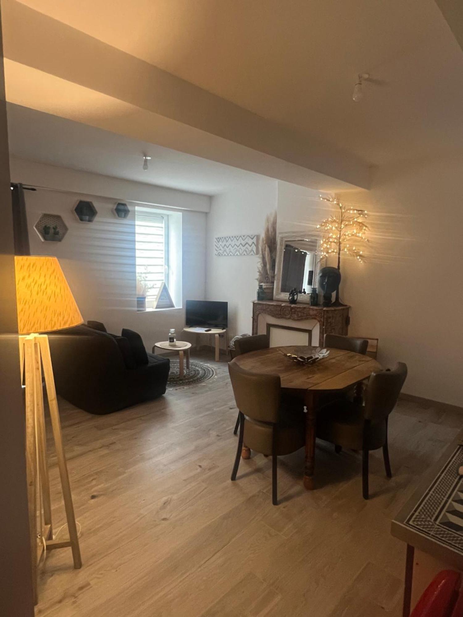 Appartement Prive « Rive Droite » Serrières-en-Chautagne Exteriör bild